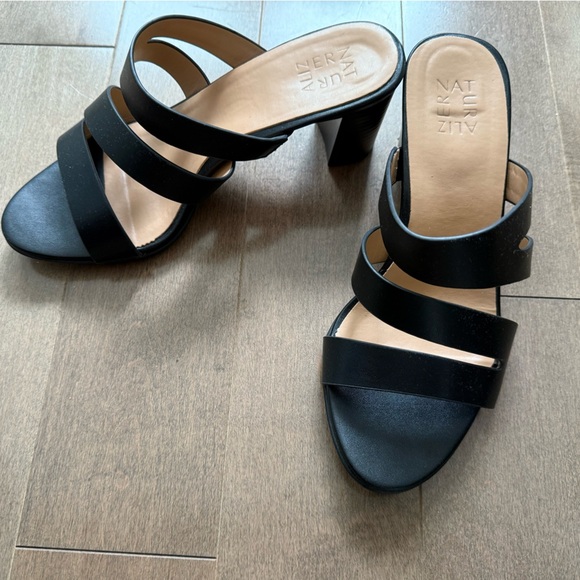 Naturalizer Beaming Black Women's Heeled Slip on Sandals- size 10 Wide - Picture 3 of 10